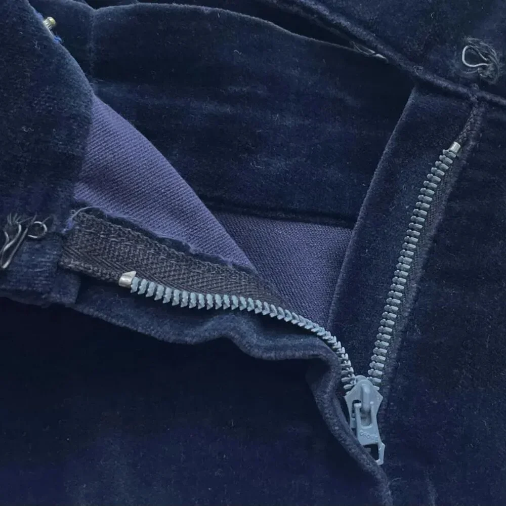 1950s Vintage Folk Floral Ribbon Navy Blue Cotton Velvet Top & Skirt Set Sz XS - Picture 7 of 7